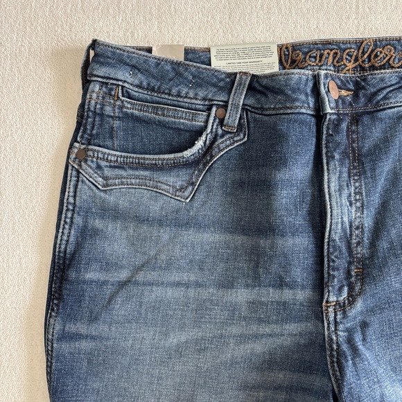 NWT Wrangler Retro High Rise Flare Womens Jeans 33x32 Western Rodeo Wide Leg - Picture 7 of 14